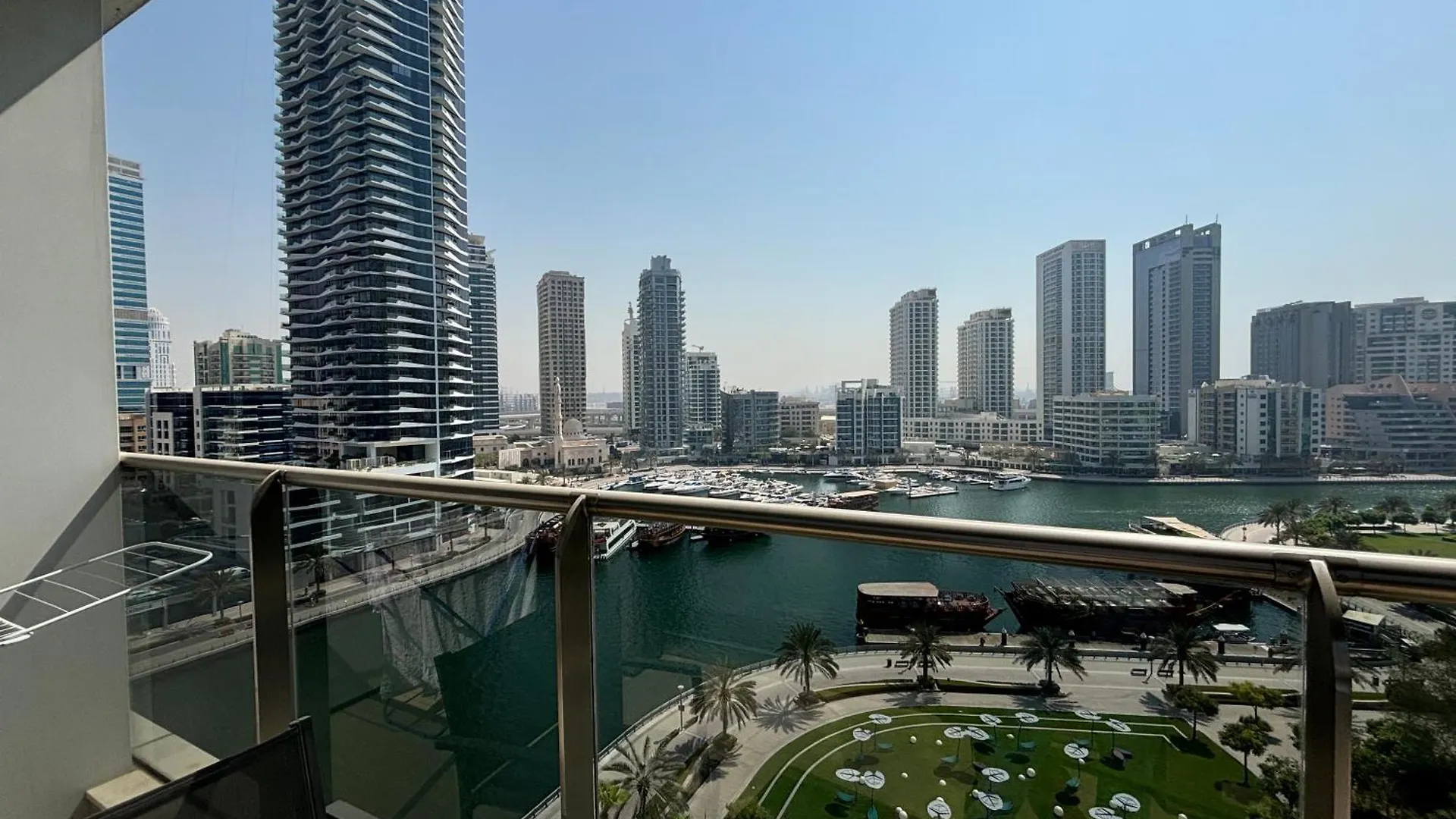 Sparkle Tower Panoramic Marina View 1Br Dubai 0*,  United Arab Emirates