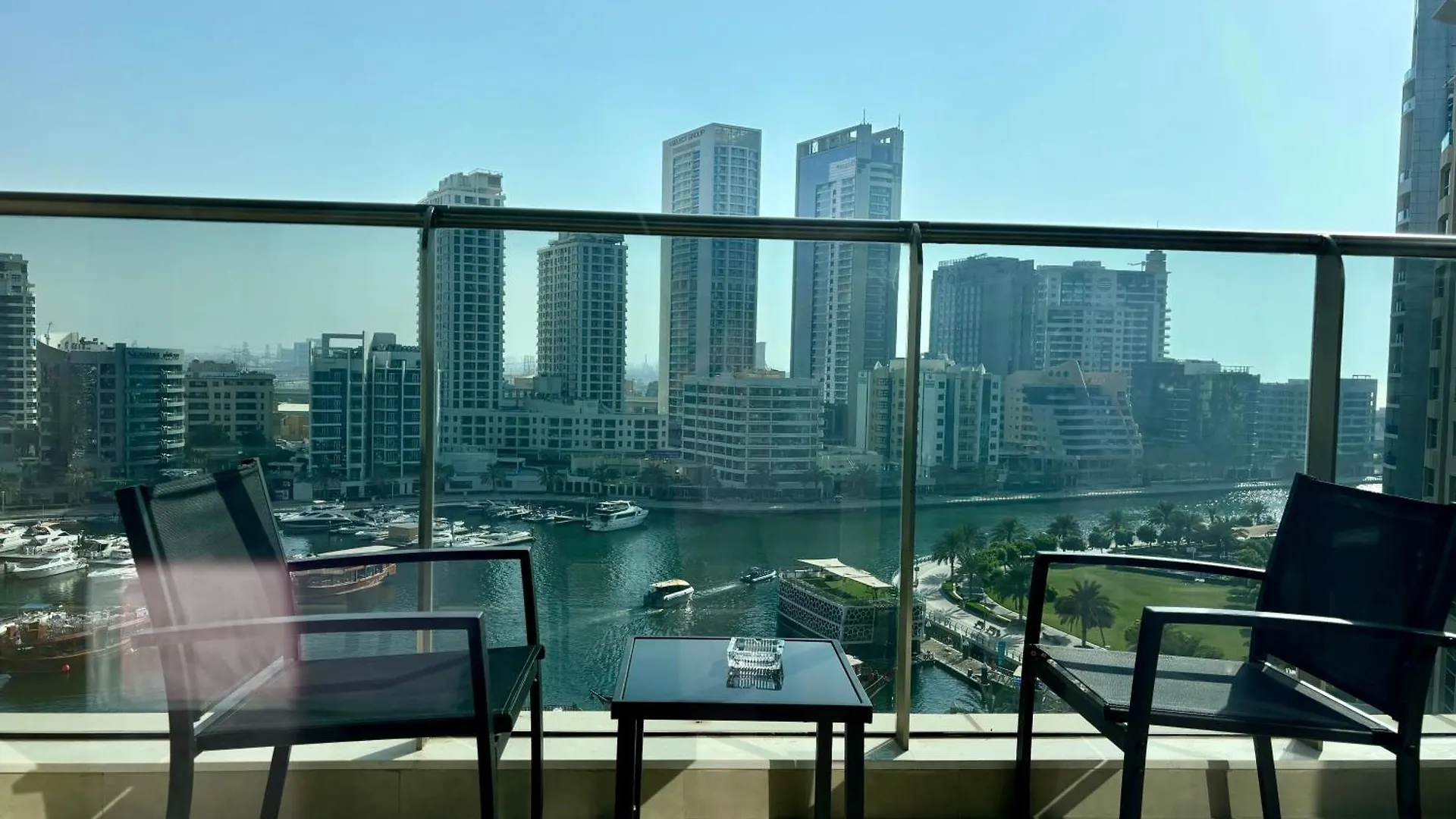 Sparkle Tower Panoramic Marina View 1Br Dubai